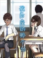 旧钟楼石阶打卡点实景，砖墙与窄巷拐角